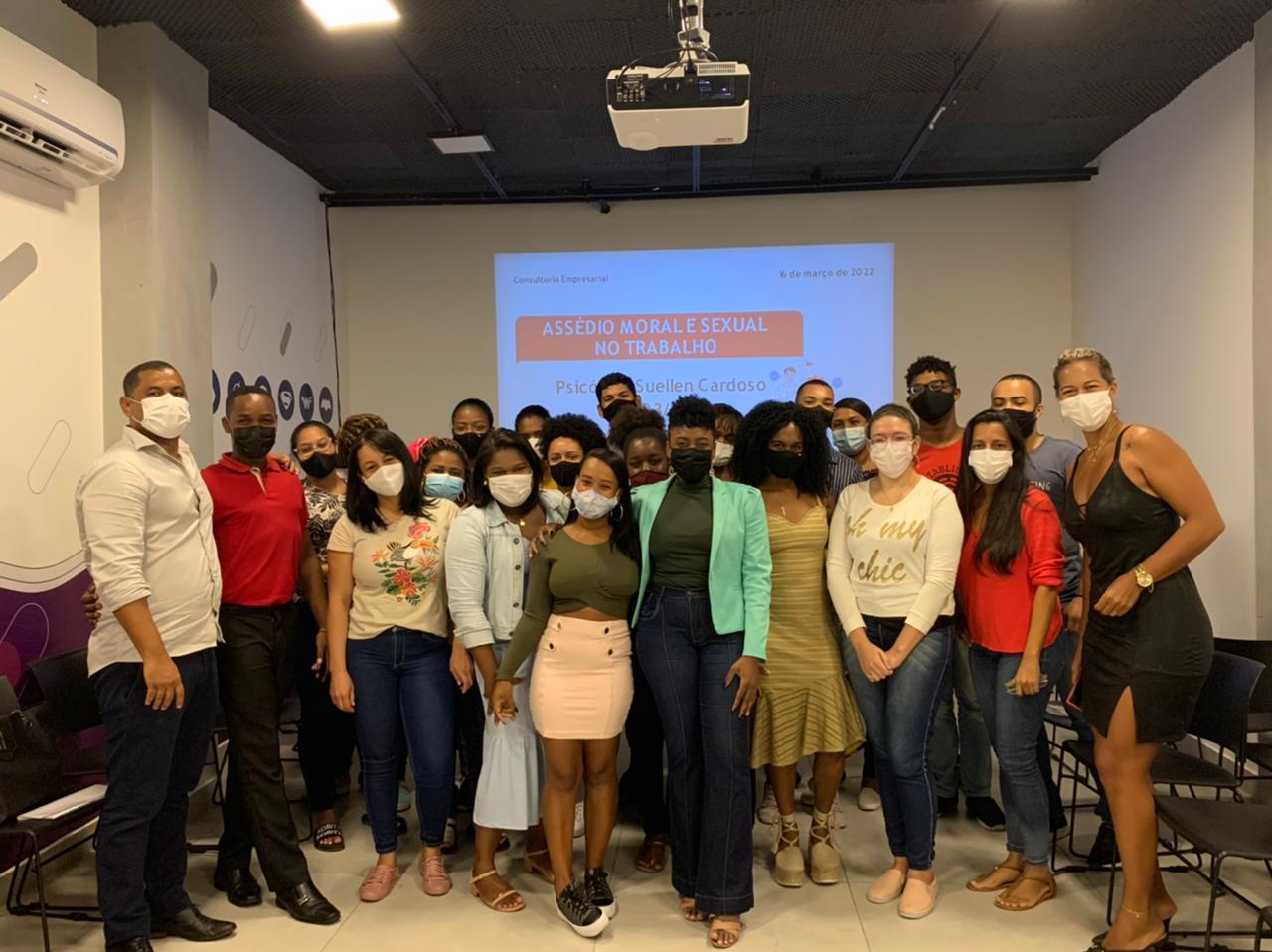 Sinttel discute AssÃ©dio Moral e Sexual com trabalhadores (as)
