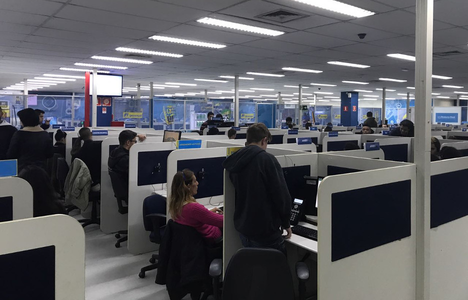 MinistÃ©rio da JustiÃ§a suspende o serviÃ§o de 180 empresas de telemarketing por publicidade abusiva