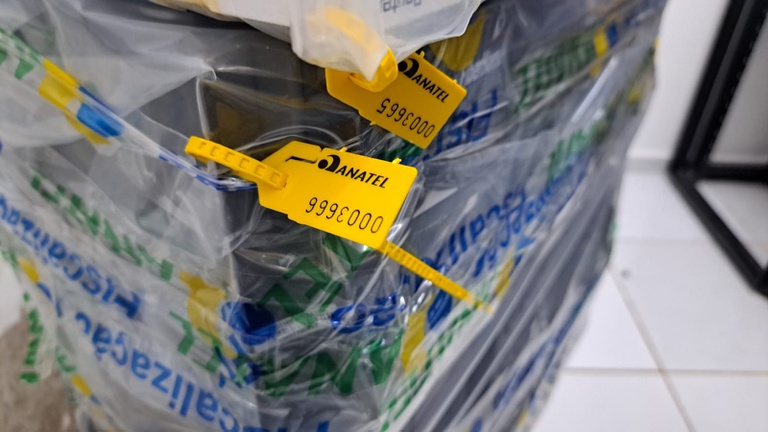 Anatel realiza primeira ação fiscalizatória de combate às empresas clandestinas de banda larga fixa