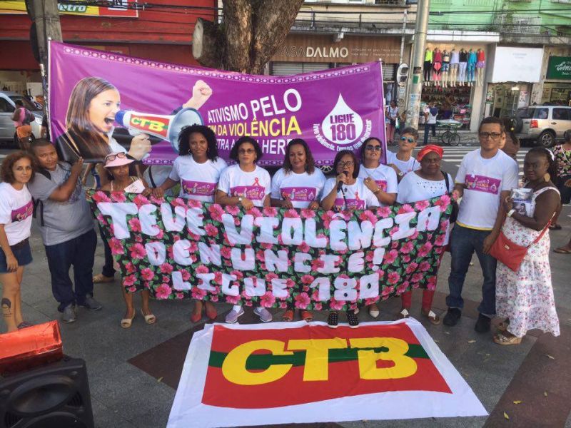 Sinttel Bahia participa de ato pelo fim da violÃªncia contra a mulher