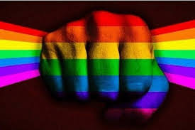 Uma questÃ£o de saÃºde pÃºblica: O drama das travestis e transexuais do Brasil