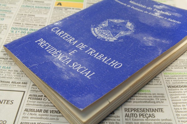 Pontos da lei trabalhista sÃ³ valem em contrato novo