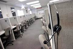 Atendentes de telemarketing obtÃªm no TST vÃ­nculo de emprego com bancos